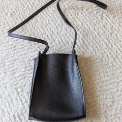 ショルダーバッグ