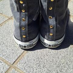 CONVERSEハイカットスニーカーの画像