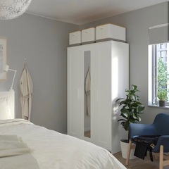 IKEAのBRIMNES ブリムネスの画像