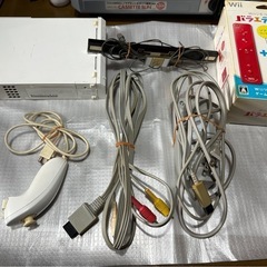 Wii本体とリモコンプラスの画像