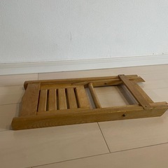 折りたたみ　キッズウッドチェア の画像