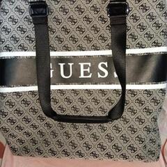GUESSトートバック