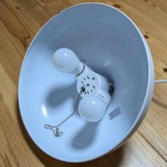 ペンダントライト 照明 引き紐付き 4.5畳 長さ調整可能 LED電球付きの画像