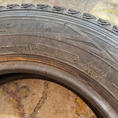 145R12 スタッドレスタイヤ の画像