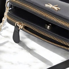 美品　H&M トンボモチーフ　ミニショルダーバッグ　黒の画像