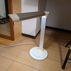 テーブル照明　LED照明ライトの画像