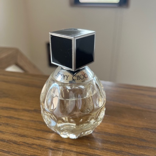 香水 ジミーチュー オードトワレ40ml (シロ) 九大学研都市の香水