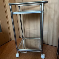 ステンレスワゴンの画像