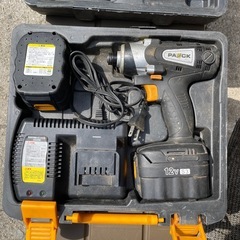 お取引き中)12Vインパクトドライバ❗️DIYの画像