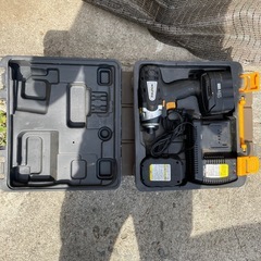 お取引き中)12Vインパクトドライバ❗️DIYの画像