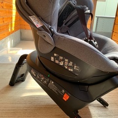 AILEBEBE 
チャイルドシートの画像