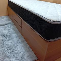 シングルベッド（マットレス付）の画像