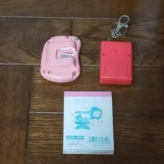 昭和 平成 レトロ　3点
・プールクール pool cool メモ帳 
　はなちゃん モモ ミミ
・てくてくエンジェル ピンク 育成散歩計
　ウォーキング　ダイエット 万歩計　ハドソン
・テトリン55 テトリス ゲーム ミニゲーム 
　昭和レトロ 当時物 おもちゃ の画像