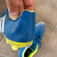 adidas サッカースパイク　23.5の画像