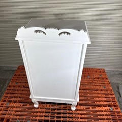 ゴシック調家具 姫系家具 アンティークチェスト（5段） リビング収納　白　の画像