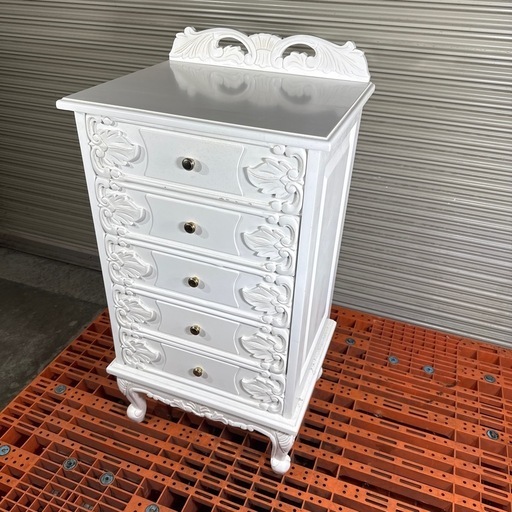 受け渡し売約済み　ゴシック調家具 姫系家具 アンティークチェスト（5段） リビング収納　白