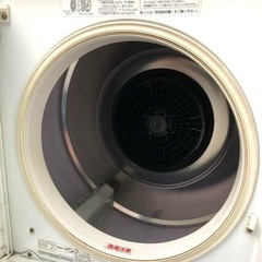 衣類乾燥機の画像