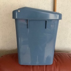 昭和レトロ　Pushpail ゴミ箱　ブルーグレー プラスチック製の画像