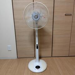 東芝扇風機（リビング扇/30cm）F-LP10