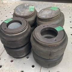 ユニバーサルエア エアサスエアバッグ 貫通式×2 非貫通式×2 Part ユニバーサルエア エアサスエアバッグ 貫通式×2 非貫通式×2 Part