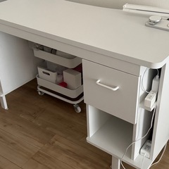 ネイルデスク サロン 自宅 セルフネイル ジェルネイルの画像