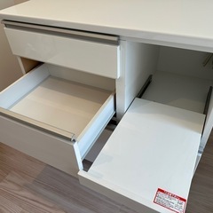 【美品⭐️4/27限定で個別値引します！】食器棚の画像