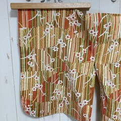 ①【新品未使用】着物 正絹 お誂え レトロ 花柄 きみどり ストライプ リメイクの画像