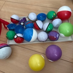 モンスターボール　ガチャガチャ