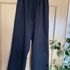 【値下げ‼️】新品未使用品‼️レトロガール ワイドパンツ