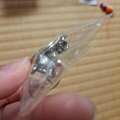 クレヨンしんちゃんひまわりメタルキーホルダー　昭和レトロの画像