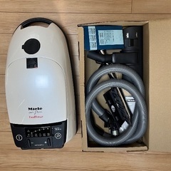 未使用 ミーレ 掃除機の画像
