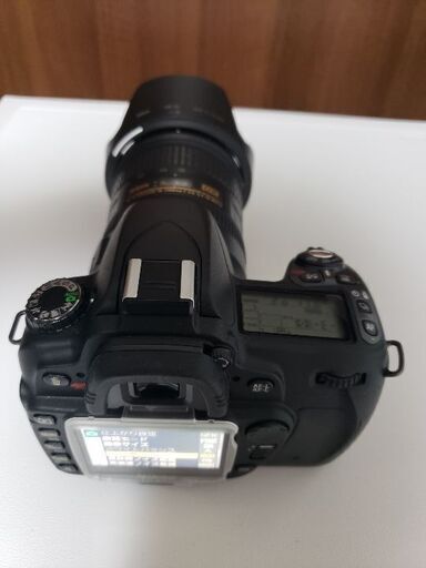 Nikon デジタル一眼レフカメラ D80とNikkor ズームレンズ 18 Nikon デジタル一眼レフカメラ D80とNikkor ズームレンズ 18