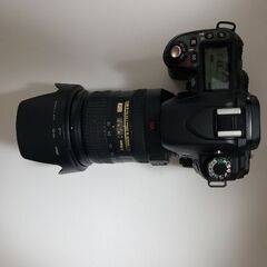 Nikon デジタル一眼レフカメラ D80とNikkor ズームレンズ 18 Nikon デジタル一眼レフカメラ D80とNikkor ズームレンズ 18