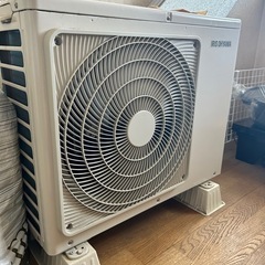 【値下げ✨】アイリスオーヤマ　ルームエアコンの画像