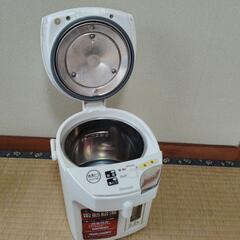 Peacock 電動給湯ポット WMJ-22の画像