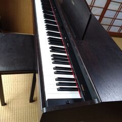 YAMAHA 電子ピアノ　