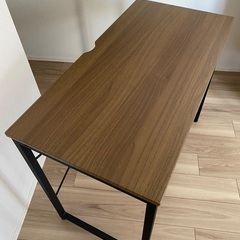 ニトリ製デスクザッキー95の画像