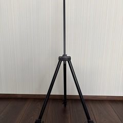 未使用品　アルミニウム製 イーゼル 黒　未使用品 現tools購入の画像