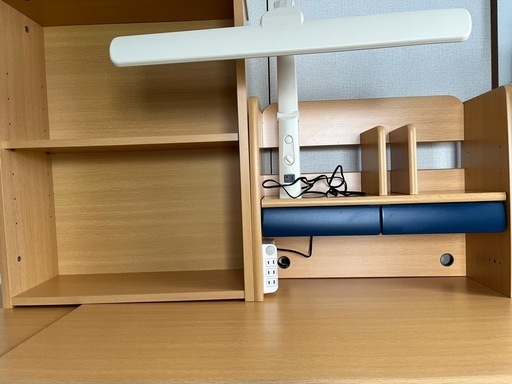 売り切れました。学習机　ニトリ
