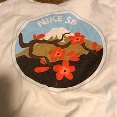 NIKE  ナイキtシャツの画像
