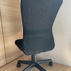 デスクチェア　ブラックの画像