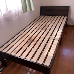 シングルベッドフレーム
