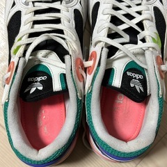 adidas Astir スニーカー ランニングシューズGY1122の画像