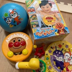アンパンマンどこでもシャワー、ボール、楽器、風船のセット