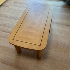 収納付きテーブル
