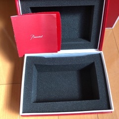 バカラ空箱、紙袋の画像