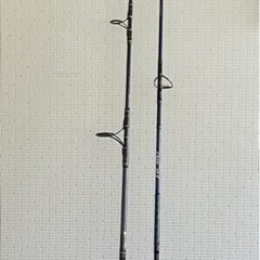 【中古品】ショアジギングロッド カーボン製 約2.3m 2ピース 中古品】ショアジギングロッド カーボン製 約2.3m 2ピース