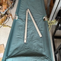 キャンプベッド