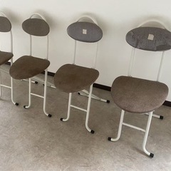 折り畳みパイプ椅子 4脚の画像