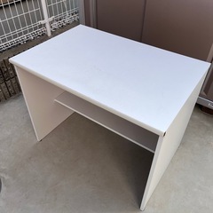 机　　ホワイト木製です